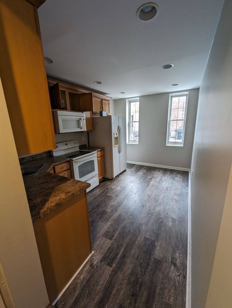 Apartment for rent at 138 S 24th St, Pittsburgh, PA 15203