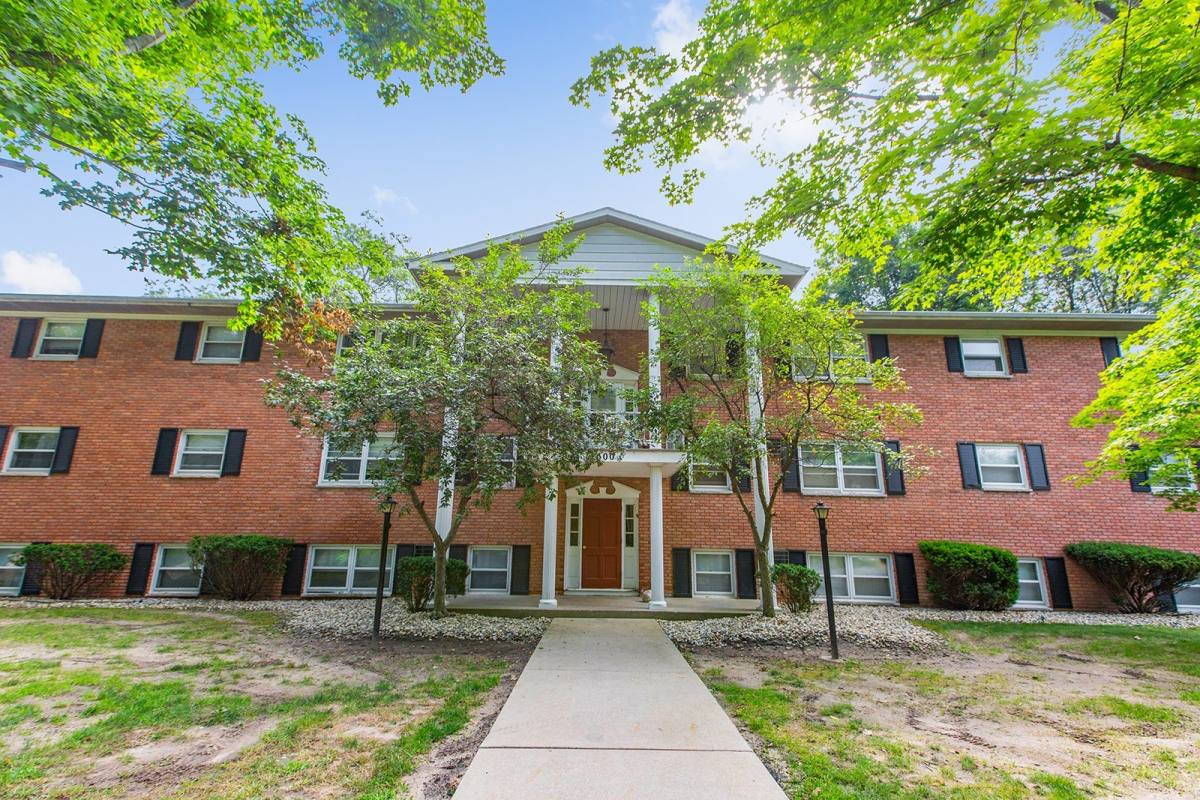 Apartment for rent at 612 Garrison Rd, Battle Creek, MI 49017