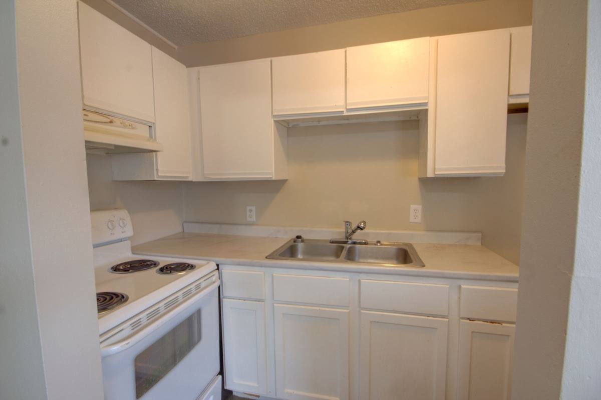 Apartment for rent at 304 Larson Court, Hillsdale, IL 61257