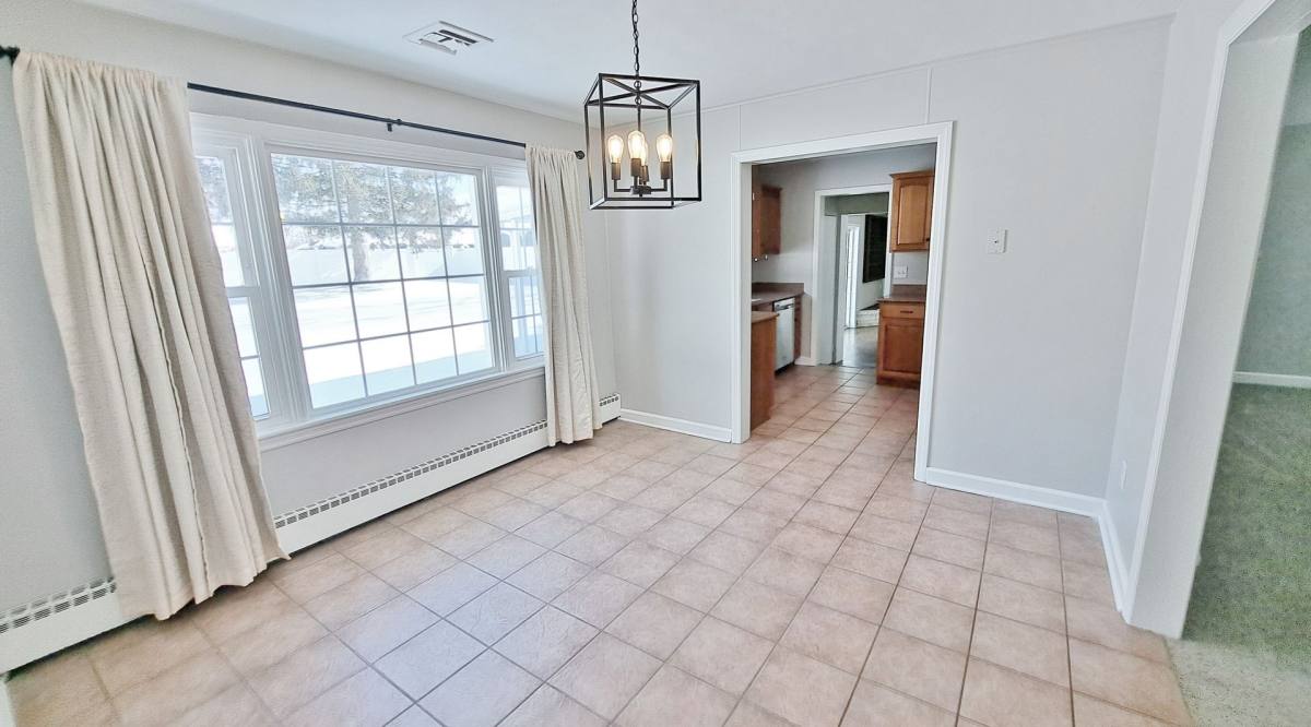 House for rent at 1170 Westminster Ave, Hanover, PA 17331