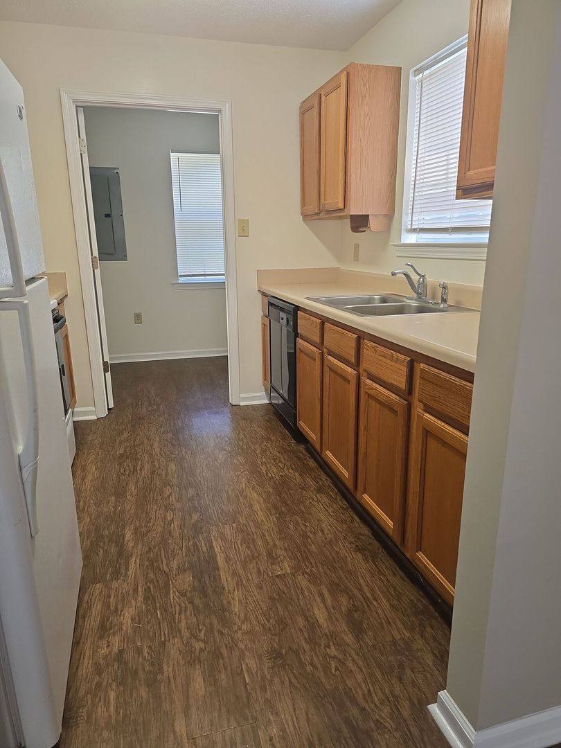 Townhouse for rent at 9810-A Whitfield Ave, Savannah, GA 31406