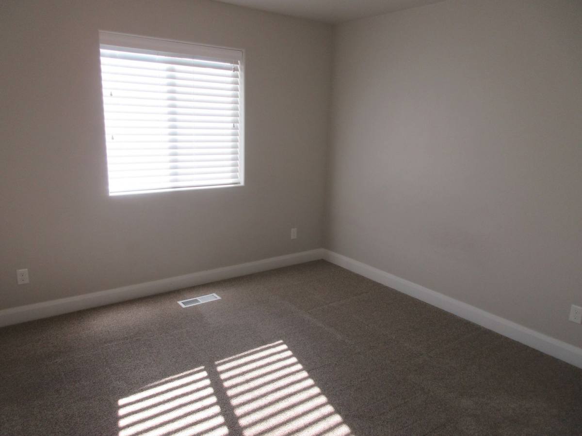 Townhouse for rent at 430 N 400 W, Cedar City, UT 84721