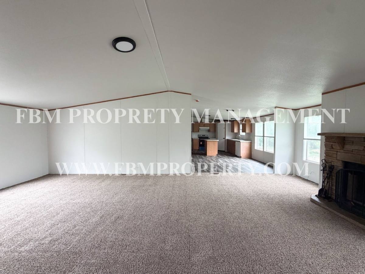 House for rent at 1075 Pluto Rd, Milford, TX 76670