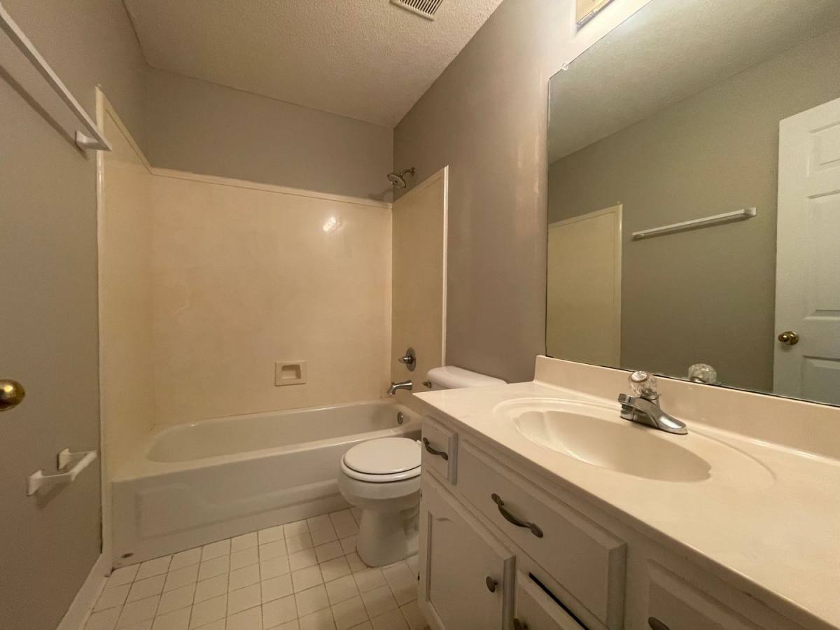 House for rent at 9083 Erie Cove, Olive Branch, MS 38654