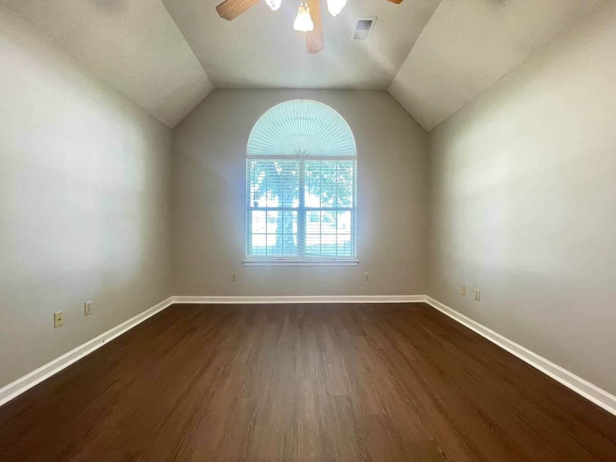 House for rent at 9083 Erie Cove, Olive Branch, MS 38654
