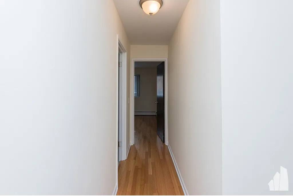 Apartment for rent at 5820 N Sheridan Rd #207, Chicago, IL 60660