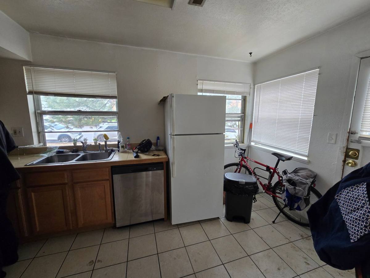Apartment for rent at 1036 14th St, Boulder, CO 80302