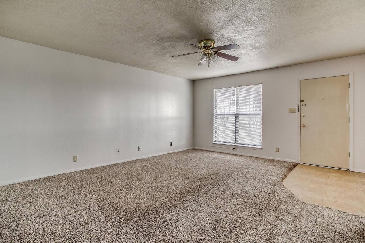 House for rent at 6530 Fall Creek Highway, Granbury, TX 76049