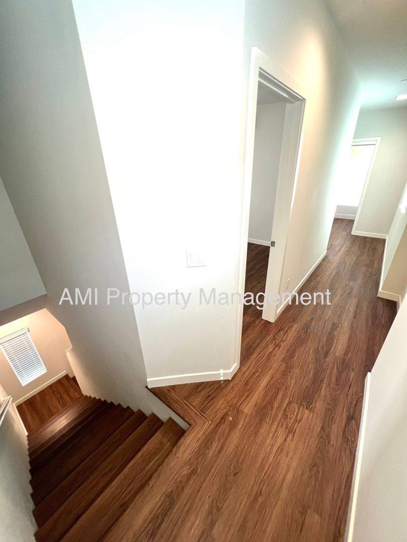 Townhouse for rent at 4651 Idaho St, San Diego, CA 92116