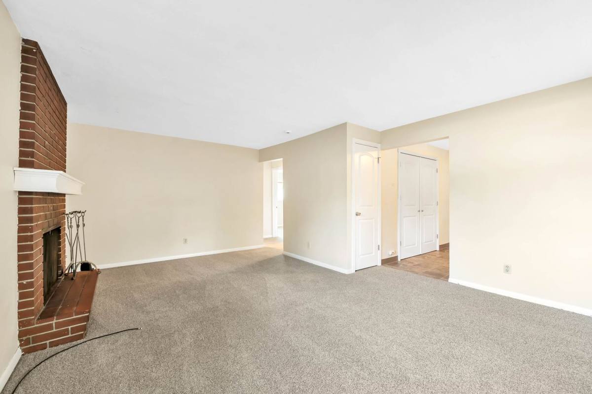 Apartment for rent at 1809 - 1817 Ferry St SE, Salem, OR 97301