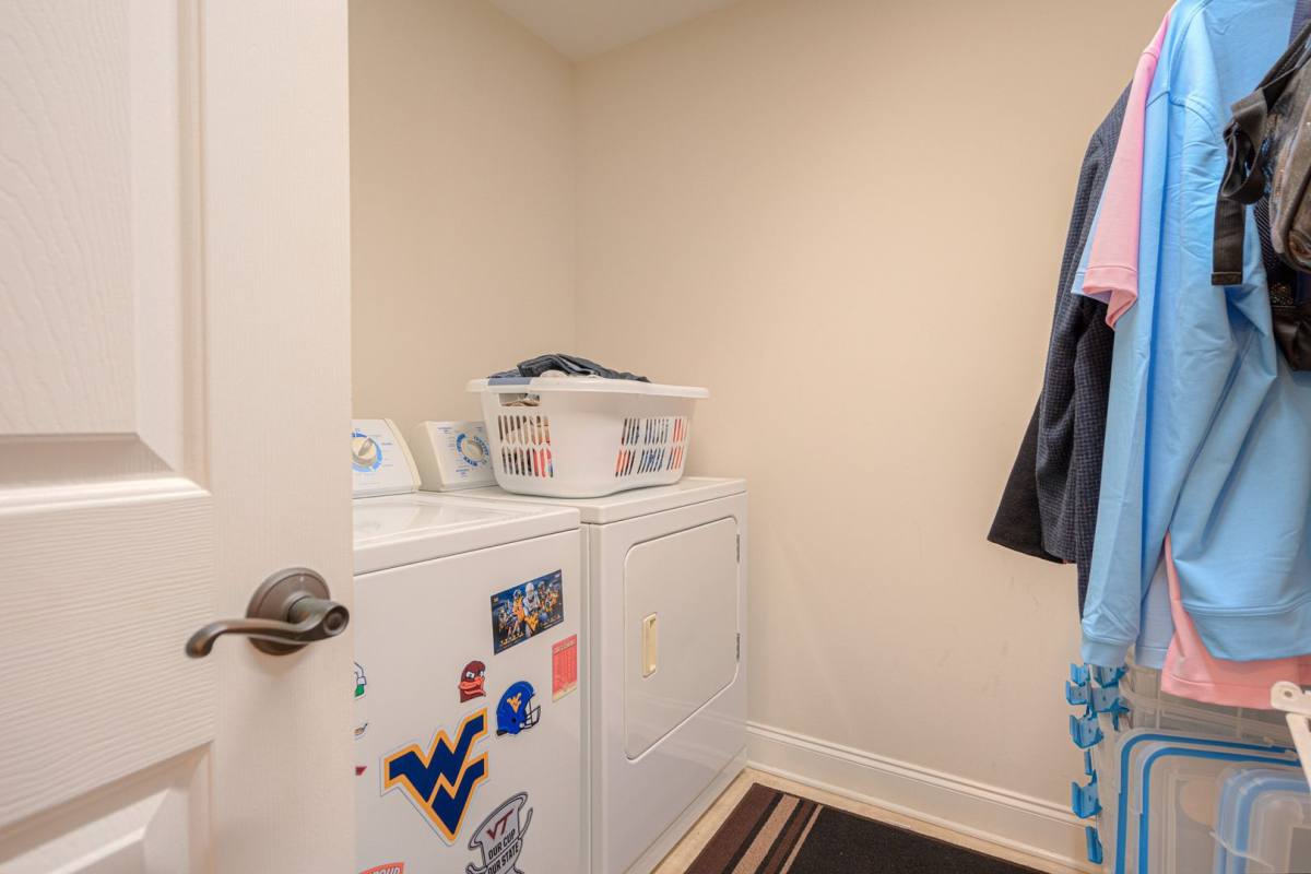 Apartment for rent at 112, 114 Hearthstone Dr, Blacksburg, VA 24060