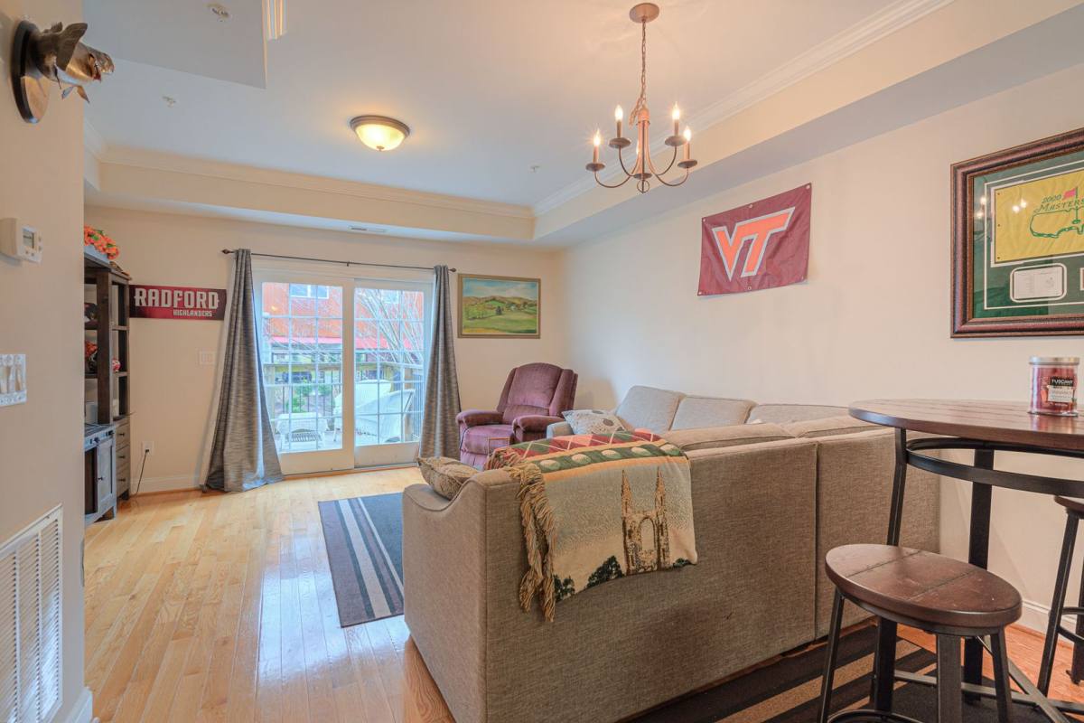 Apartment for rent at 112, 114 Hearthstone Dr, Blacksburg, VA 24060
