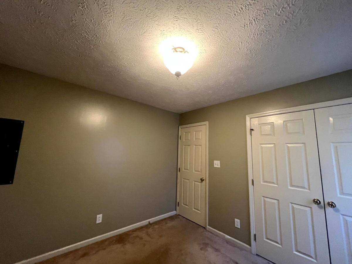 House for rent at 425 Abbottswood Dr, Fayetteville, NC 28301
