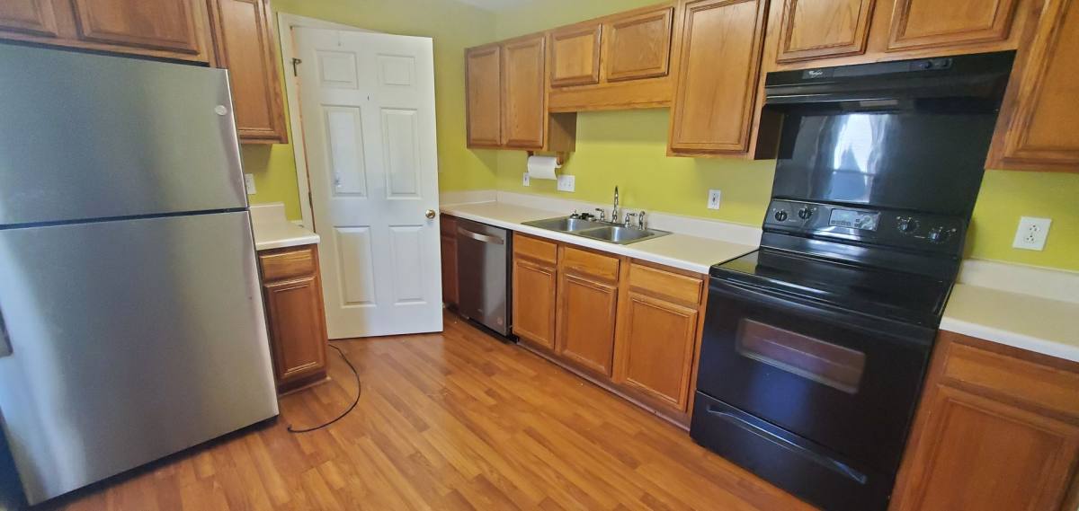 House for rent at 425 Abbottswood Dr, Fayetteville, NC 28301