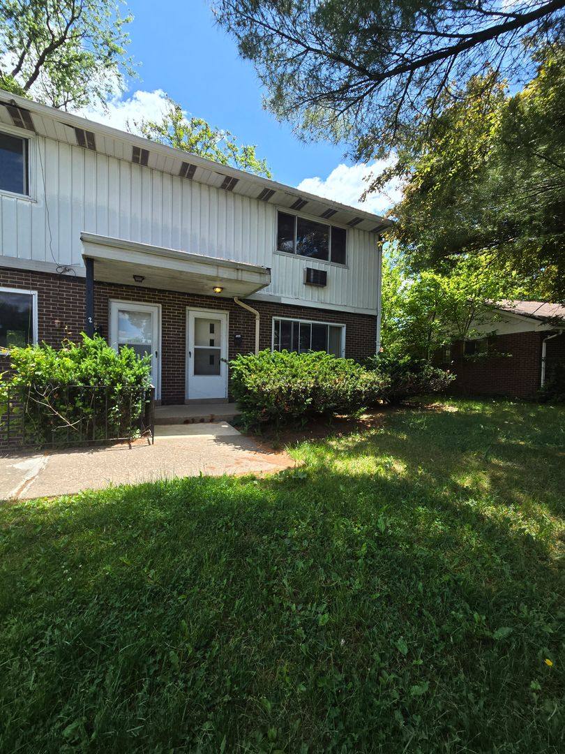 Apartment for rent at 305 Aqua Court, McKeesport, PA 15135
