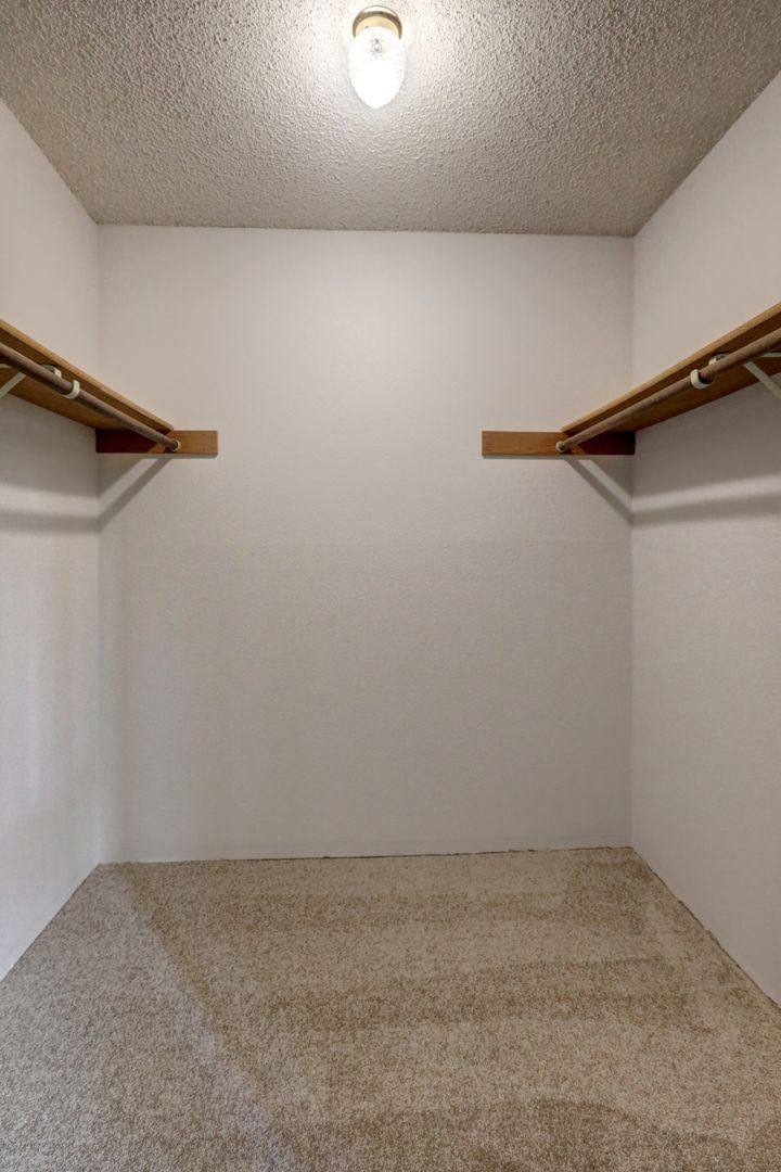 Condo for rent at 14152 74th Place NE, Bothell, WA 98011