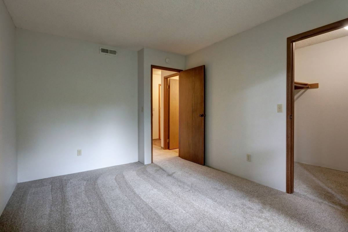 Condo for rent at 14152 74th Place NE, Bothell, WA 98011