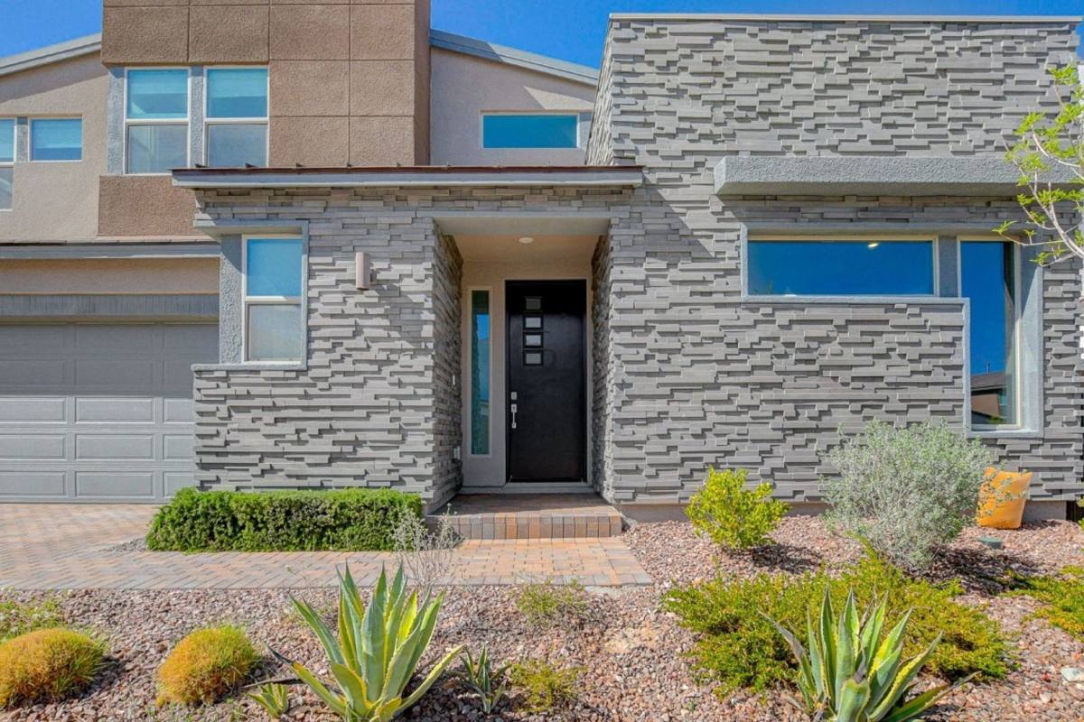 House for rent at 10280 Timberline Valley Ave, Las Vegas, NV 89166