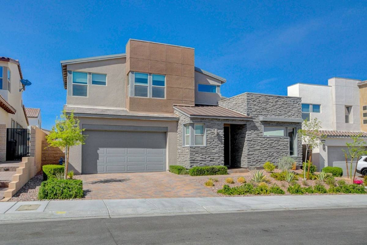 House for rent at 10280 Timberline Valley Ave, Las Vegas, NV 89166
