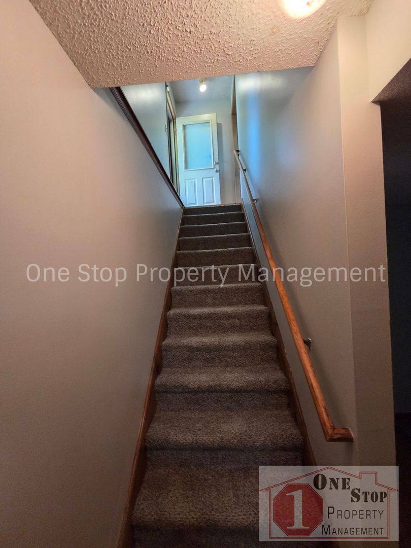 House for rent at 5027 N Topping Ave, Kansas City, MO 64119