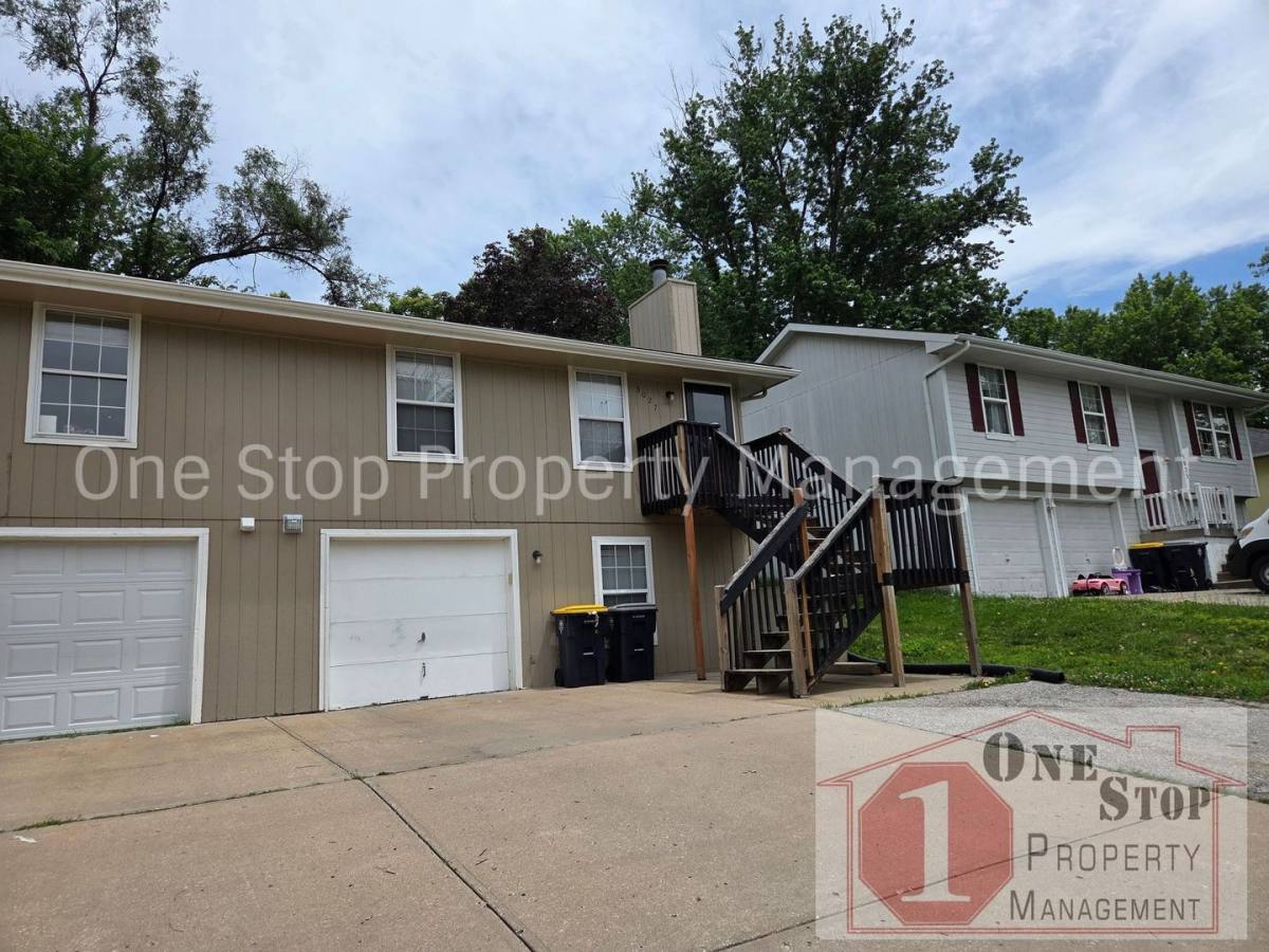 House for rent at 5027 N Topping Ave, Kansas City, MO 64119