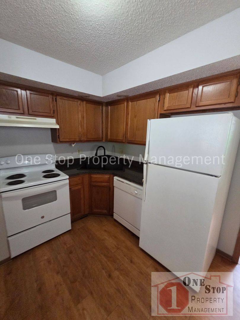 House for rent at 5027 N Topping Ave, Kansas City, MO 64119