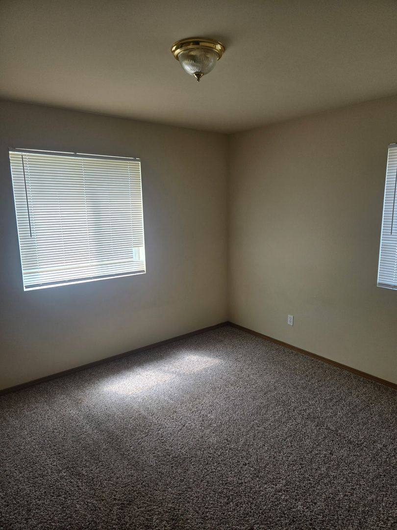 Apartment for rent at 335 Dean Ave, Umatilla, OR 97882