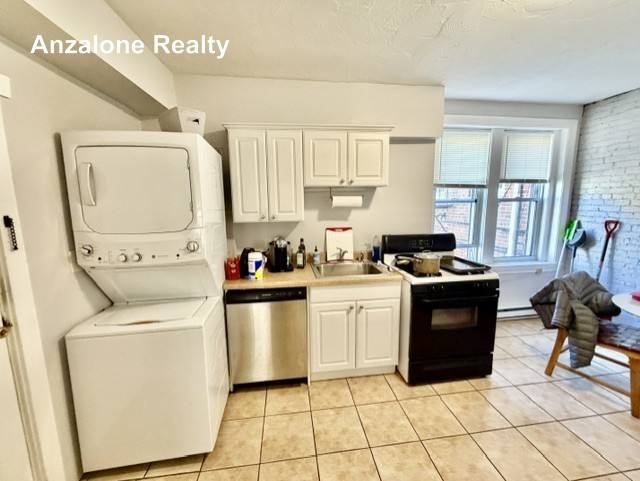 Apartment for rent at 11 Foster #4, Boston, MA 02109