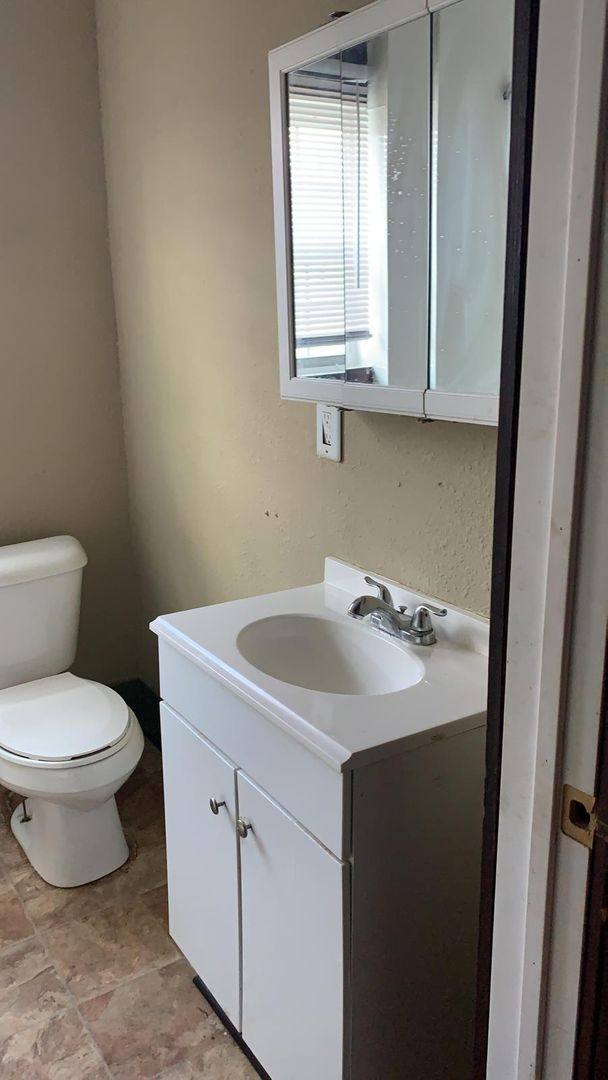 Apartment for rent at 1140 Ewing St, Beaumont, TX 77701