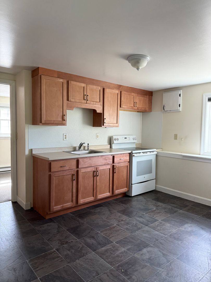 Apartment for rent at 35 Groton School Rd #2, Ayer, MA 01432