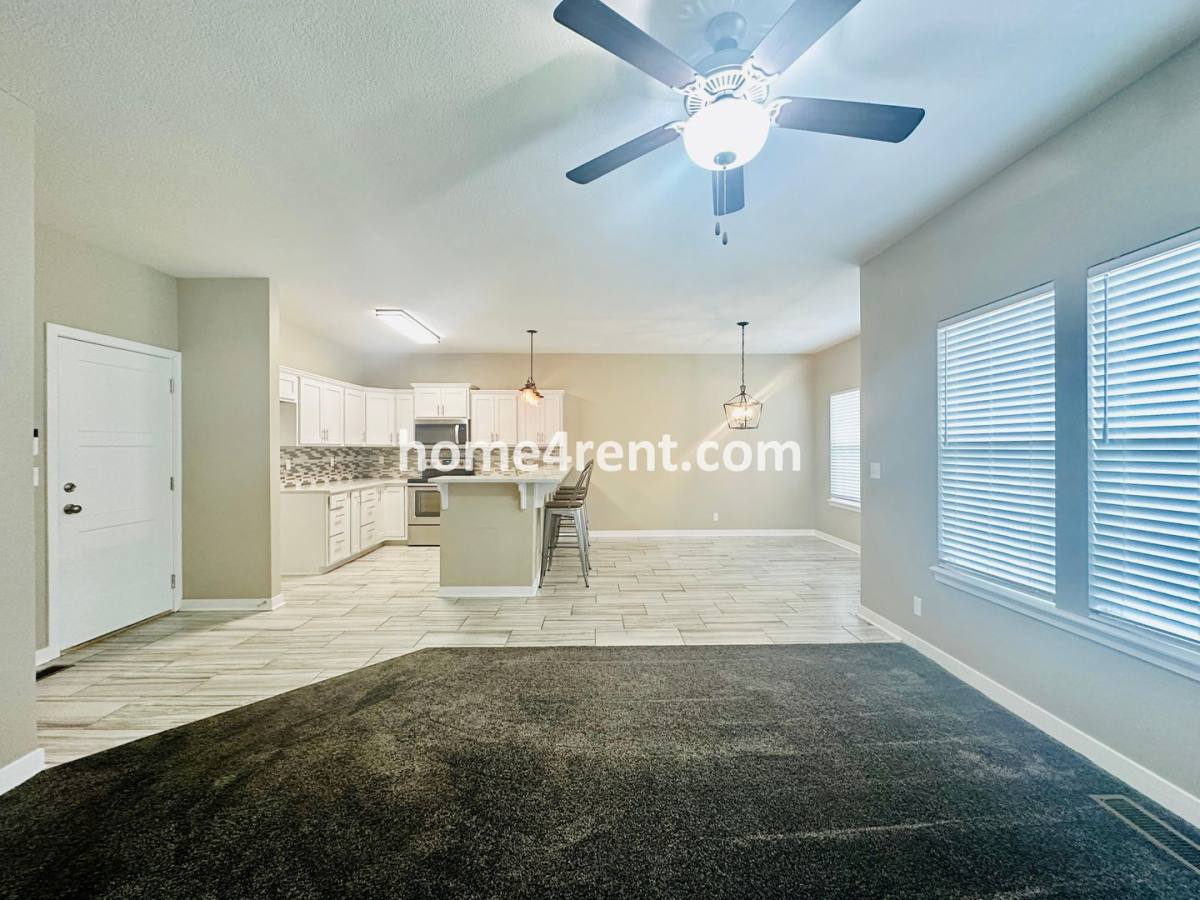 House for rent at 12701 E 47th Terrace Court S, Independence, MO 64055