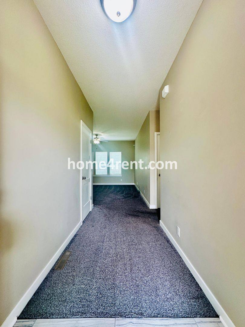 House for rent at 12701 E 47th Terrace Court S, Independence, MO 64055