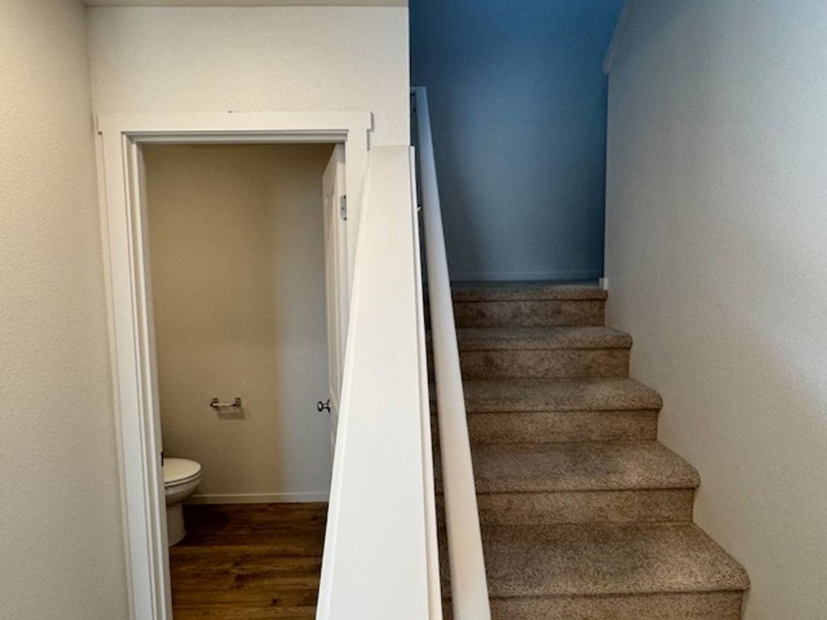House for rent at 2705 Addysen Park Way, Medford, OR 97501
