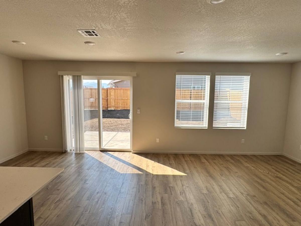 House for rent at 2705 Addysen Park Way, Medford, OR 97501