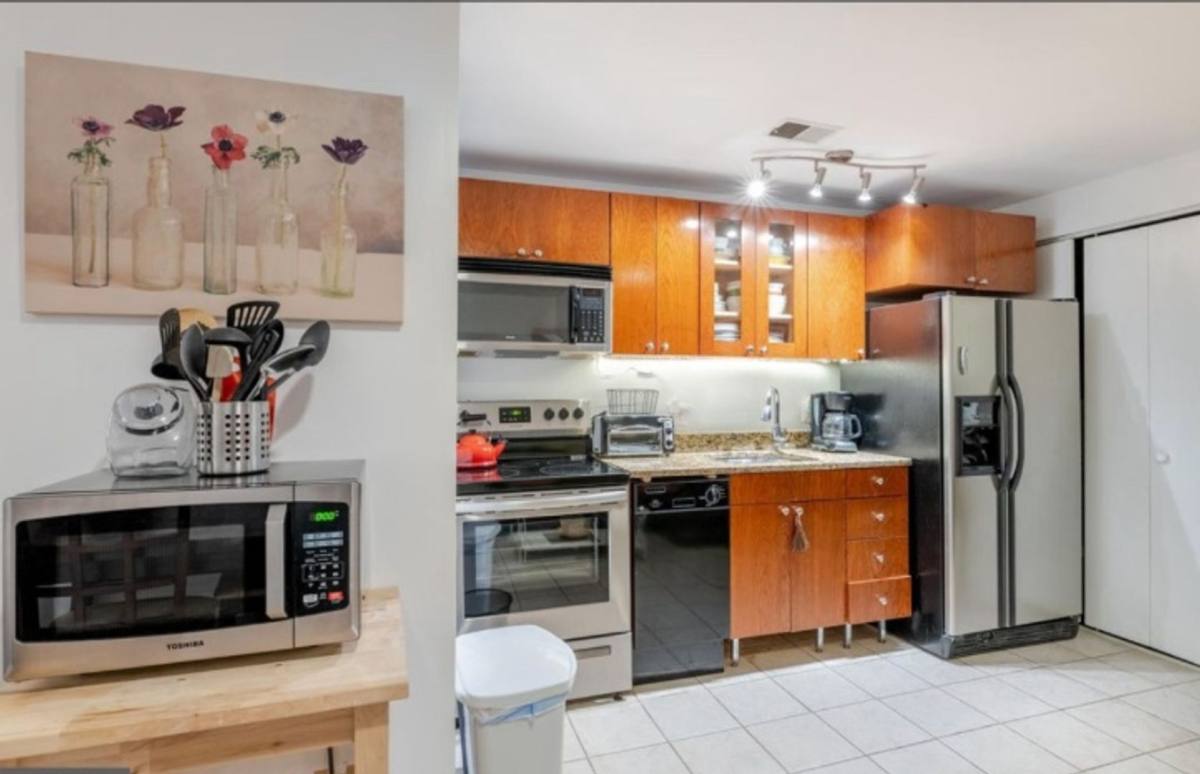 Apartment for rent at 1835 Mintwood Place NW, Washington, DC 20009
