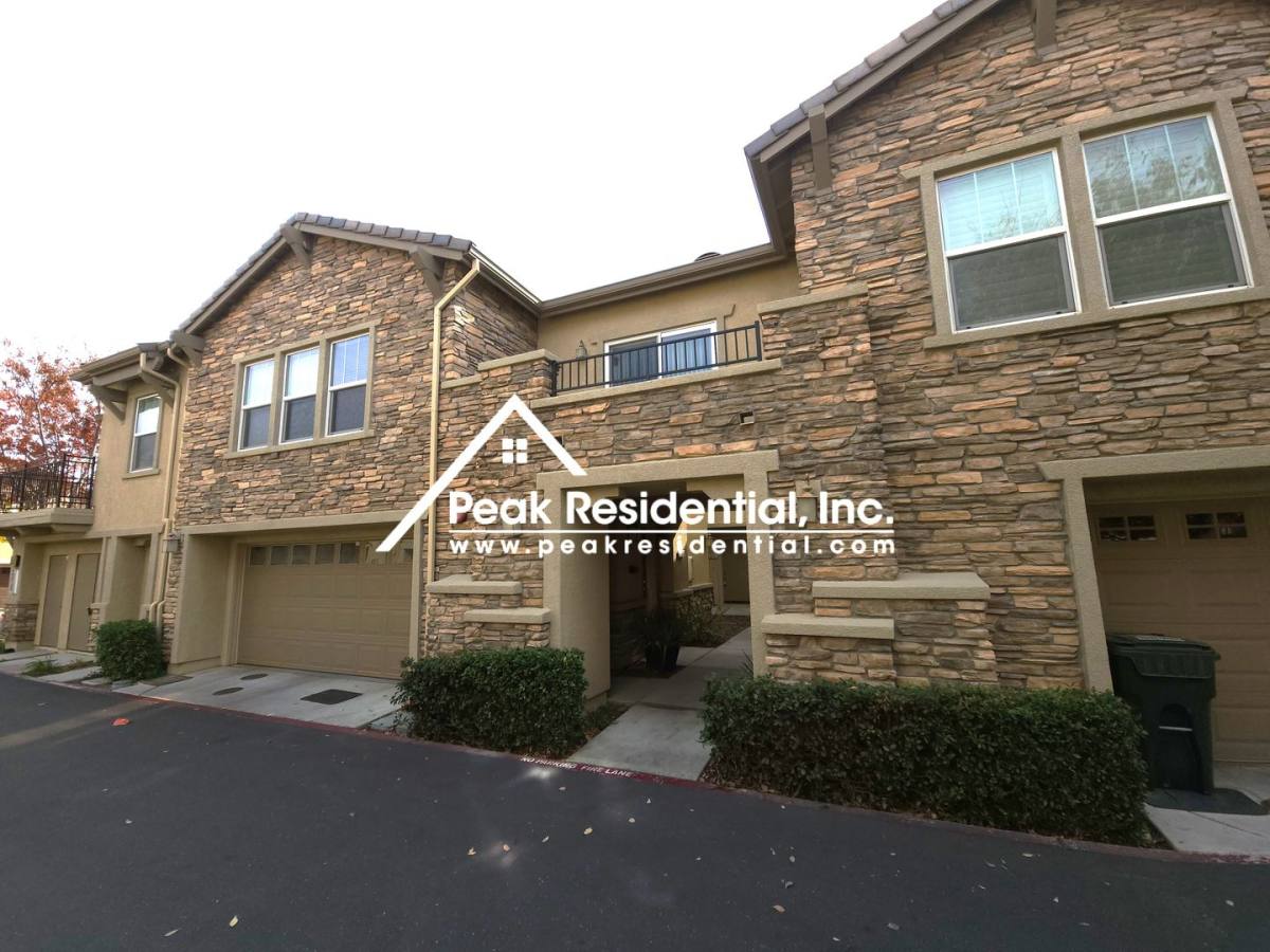 Condo for rent at 3301 N Park Dr, Sacramento, CA 95835