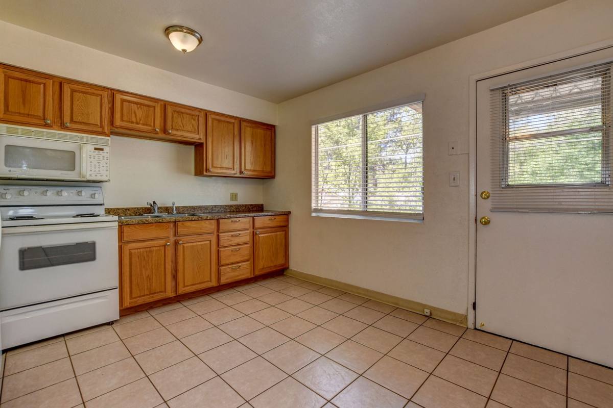 Apartment for rent at 278 S Hardin St, Prescott, AZ 86303