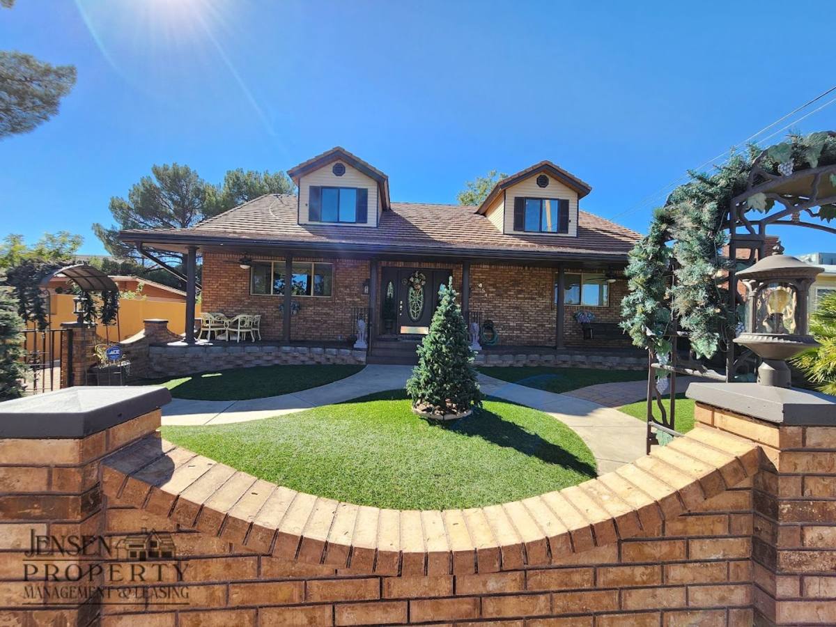 House for rent at 454 S 500 E, Saint George, UT 84770