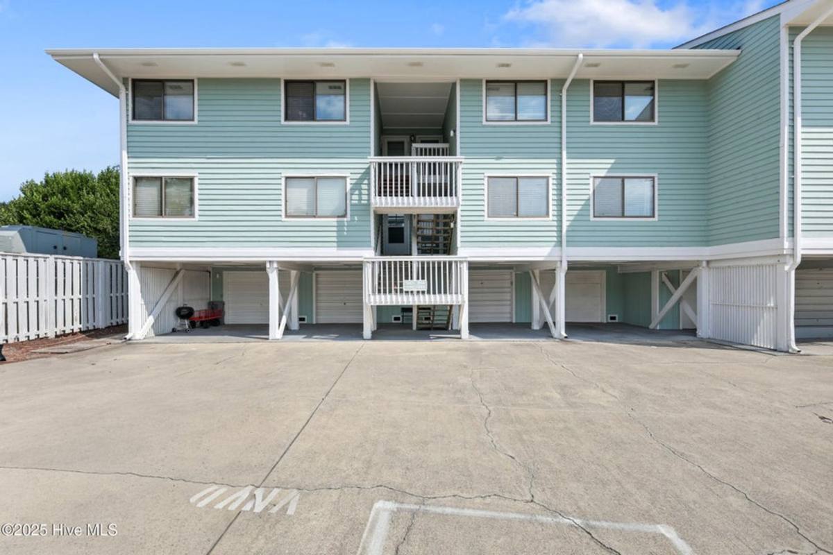 Condo for rent at 202 Lewis Dr, Carolina Beach, NC 28428