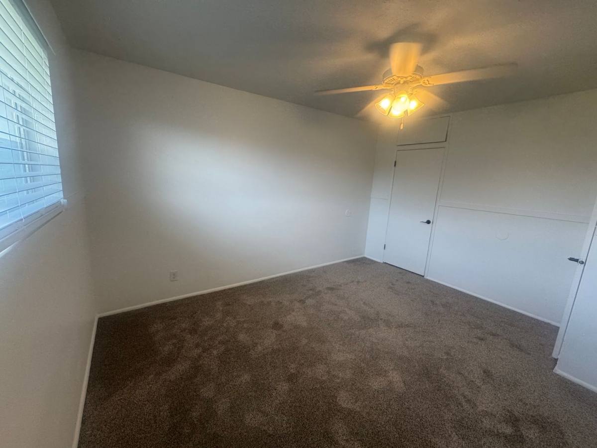 Apartment for rent at 717 E 12065 S, Draper, UT 84020