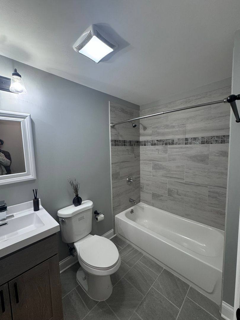 Condo for rent at 160 Symphony Way, Elgin, IL 60120