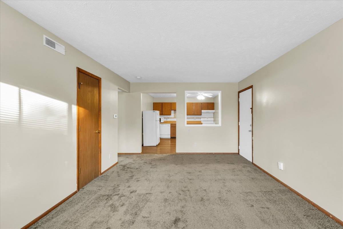 Apartment for rent at 201 S Regency Dr, Bloomington, IL 61701