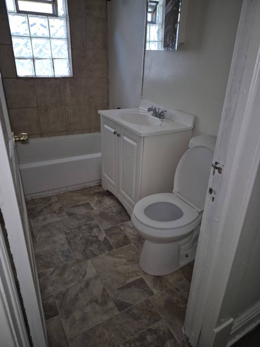 Townhouse for rent at 3019-21 N 9th St, Milwaukee, WI 53206