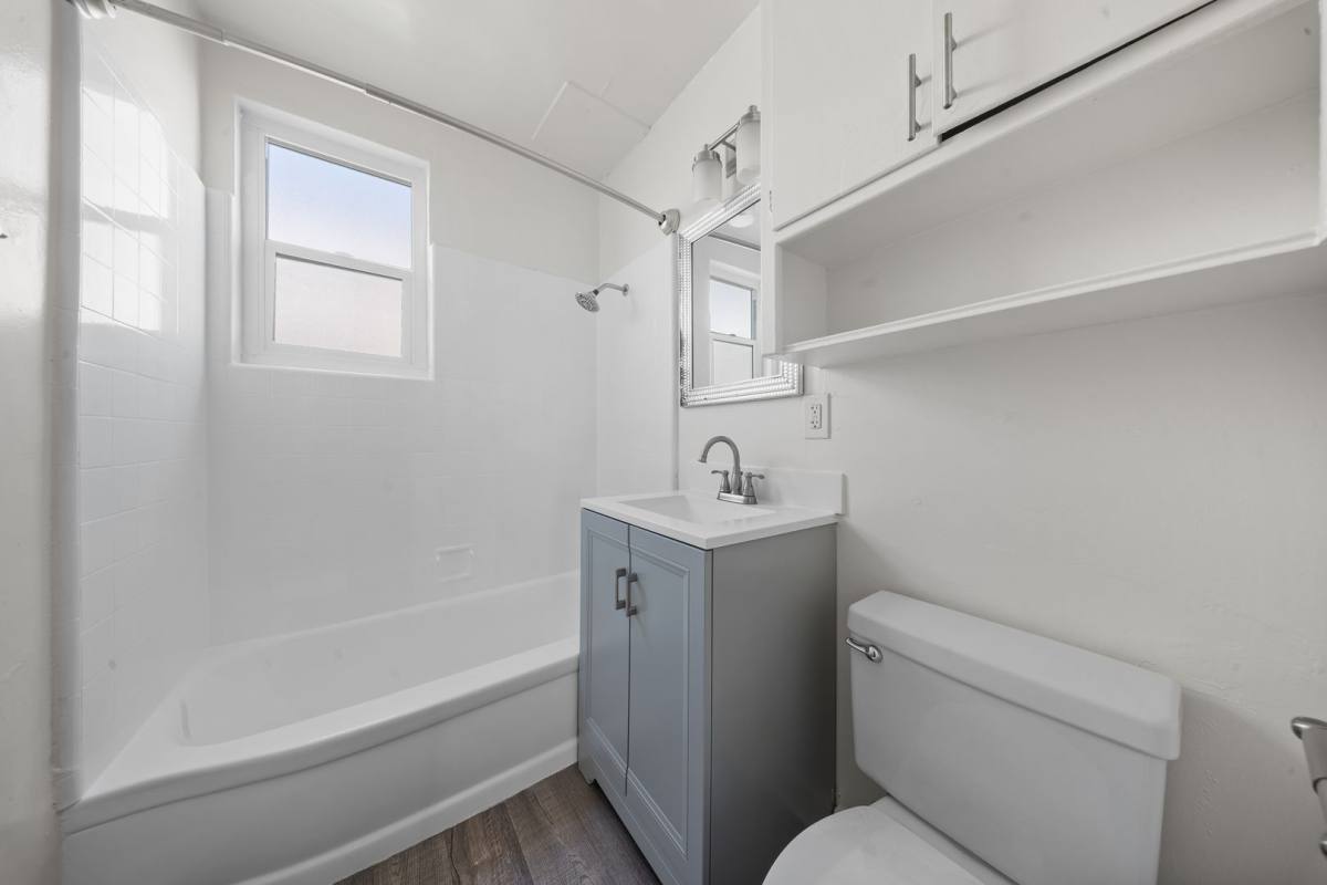 Apartment for rent at 761-799 E 46th St, Long Beach, CA 90807
