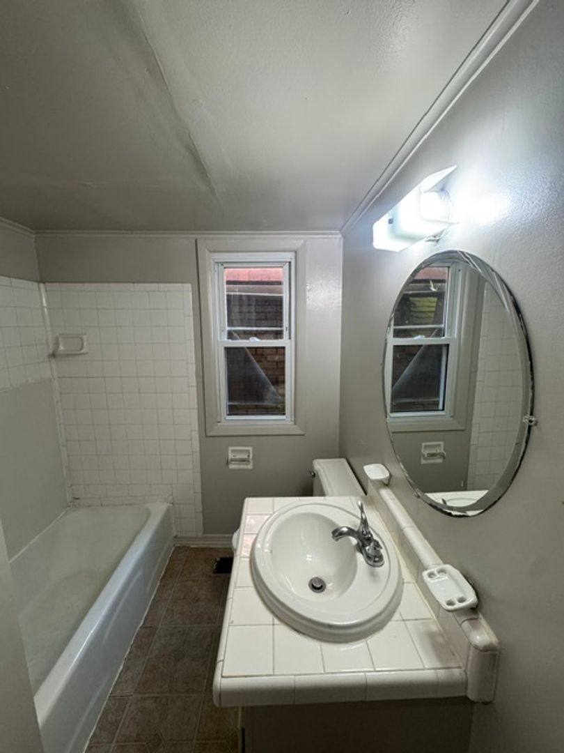 House for rent at 2514 S Wayne Ave, Fort Wayne, IN 46807