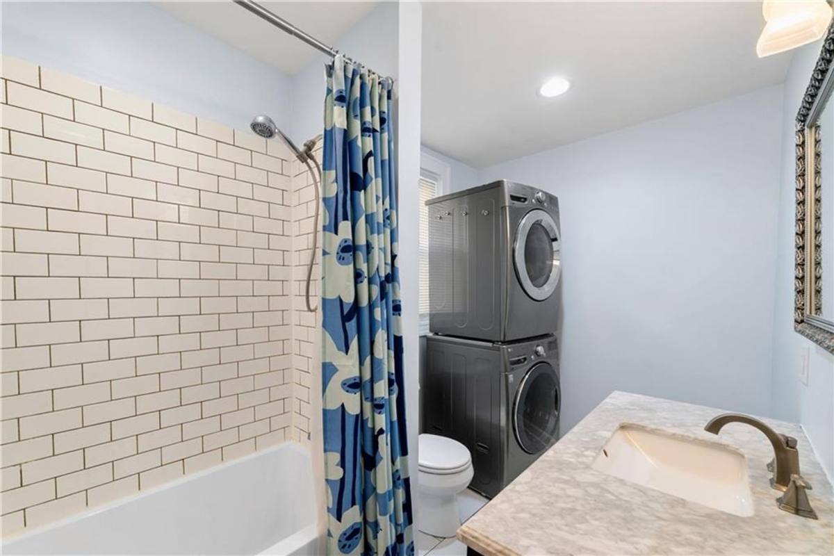 Apartment for rent at 12 Armenia St, Providence, RI 02909