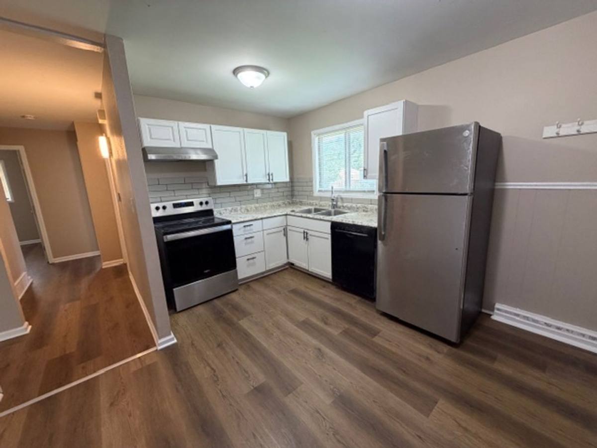 House for rent at 1141 Scott Ave, Saint Louis, MO 63138