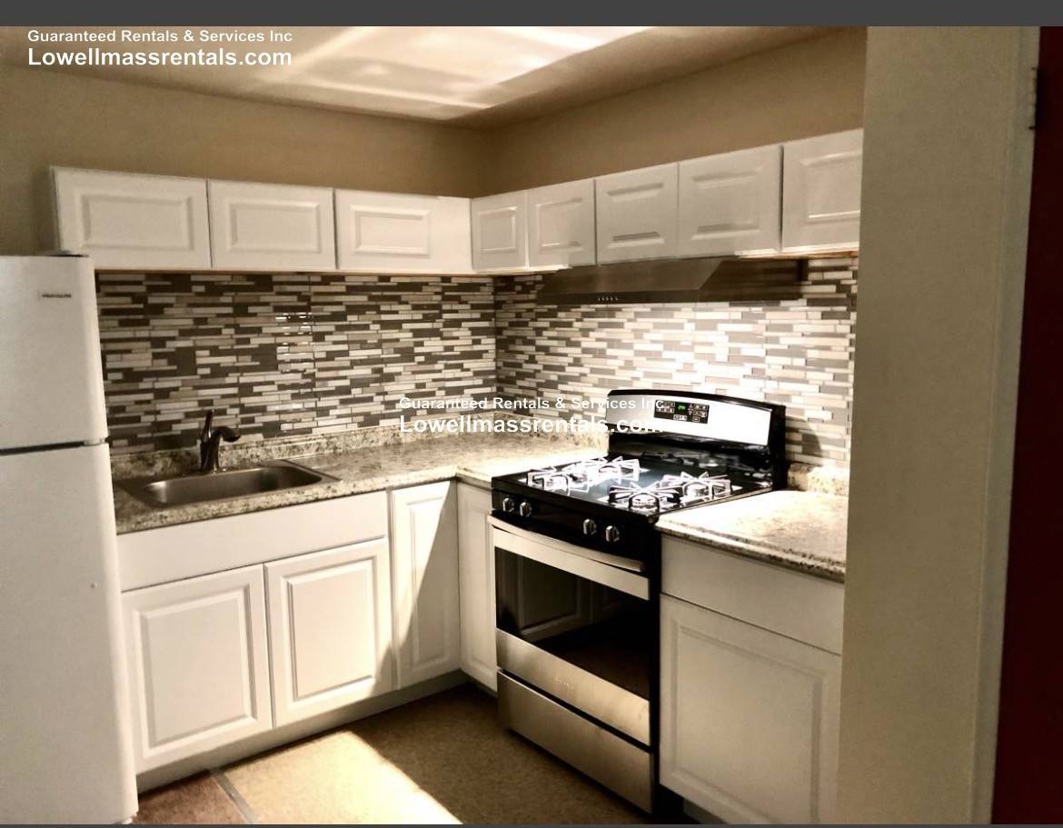 Apartment for rent at 238 Chelsea St #23, Everett, MA 02149