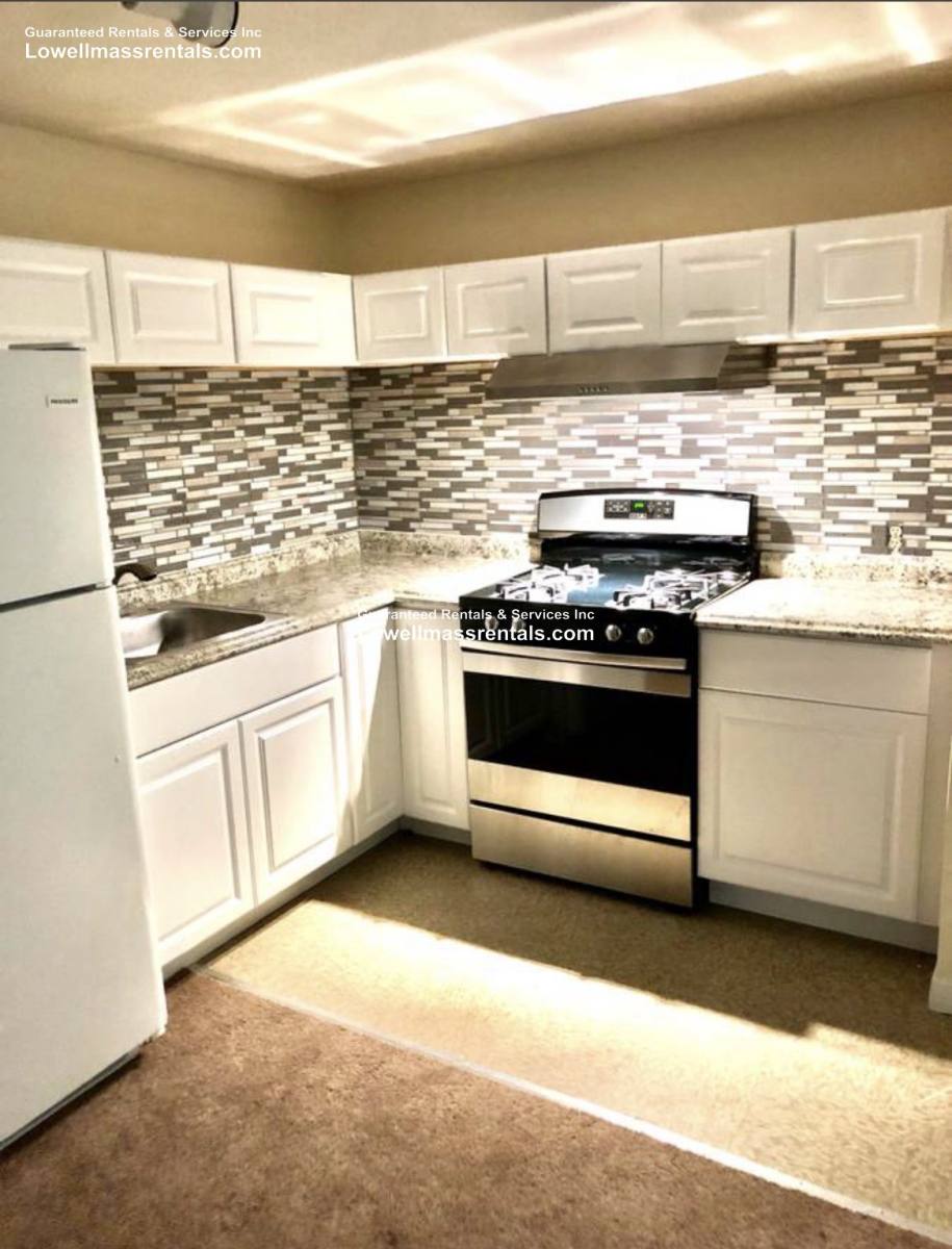 Apartment for rent at 238 Chelsea St #23, Everett, MA 02149