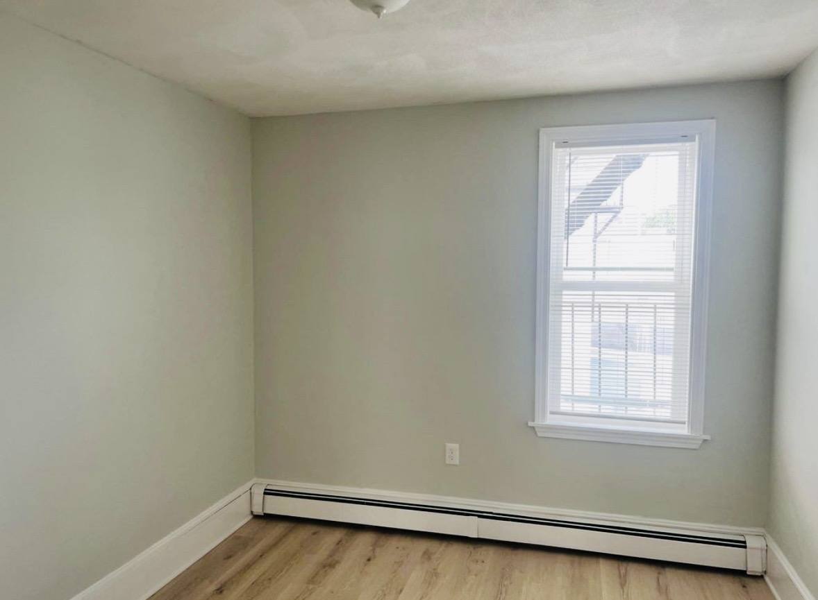 Apartment for rent at 62 Greenwich St #2R, Dorchester, MA 02122